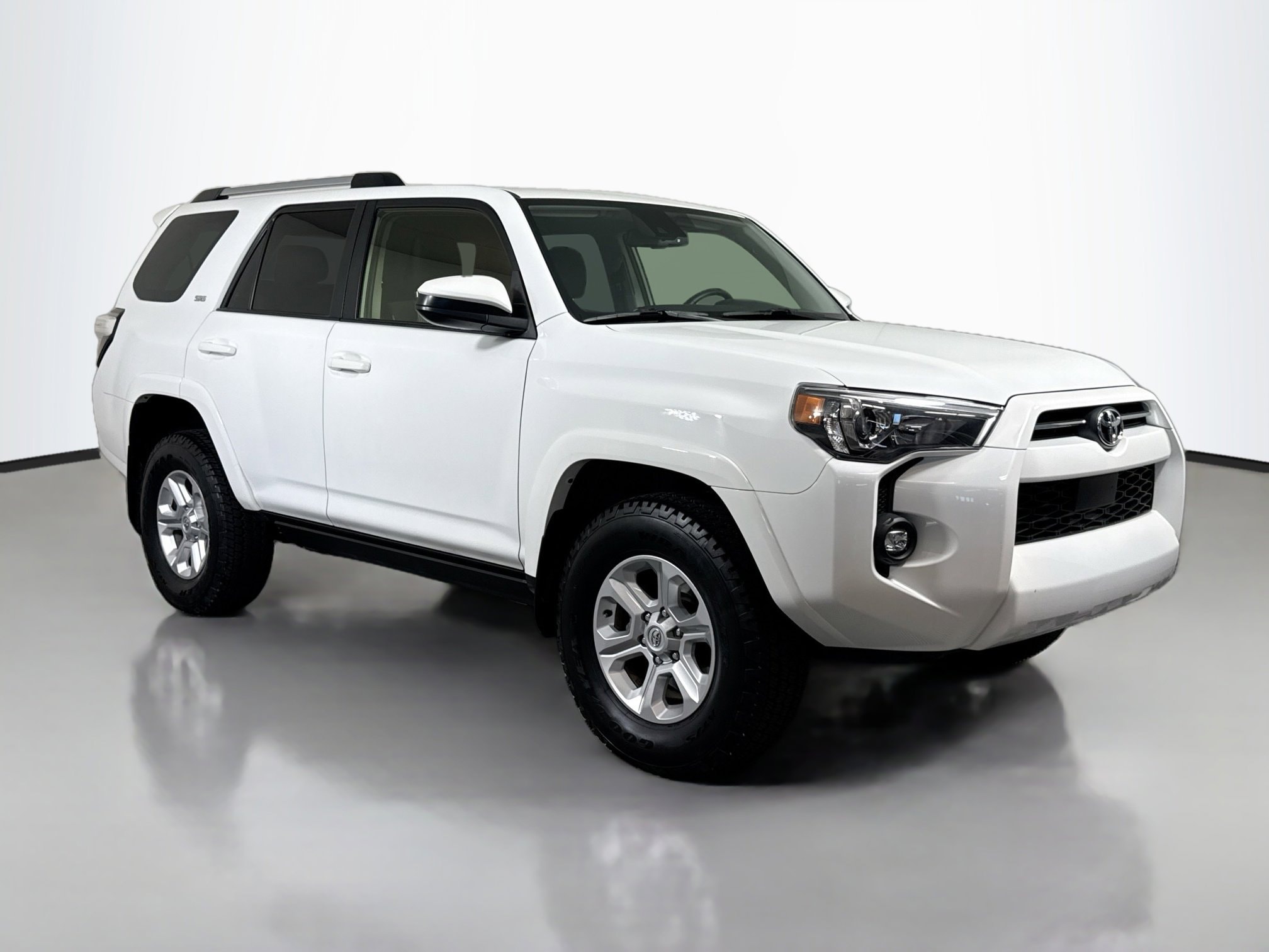 2024 Toyota 4Runner SR5 4WD V6's photo