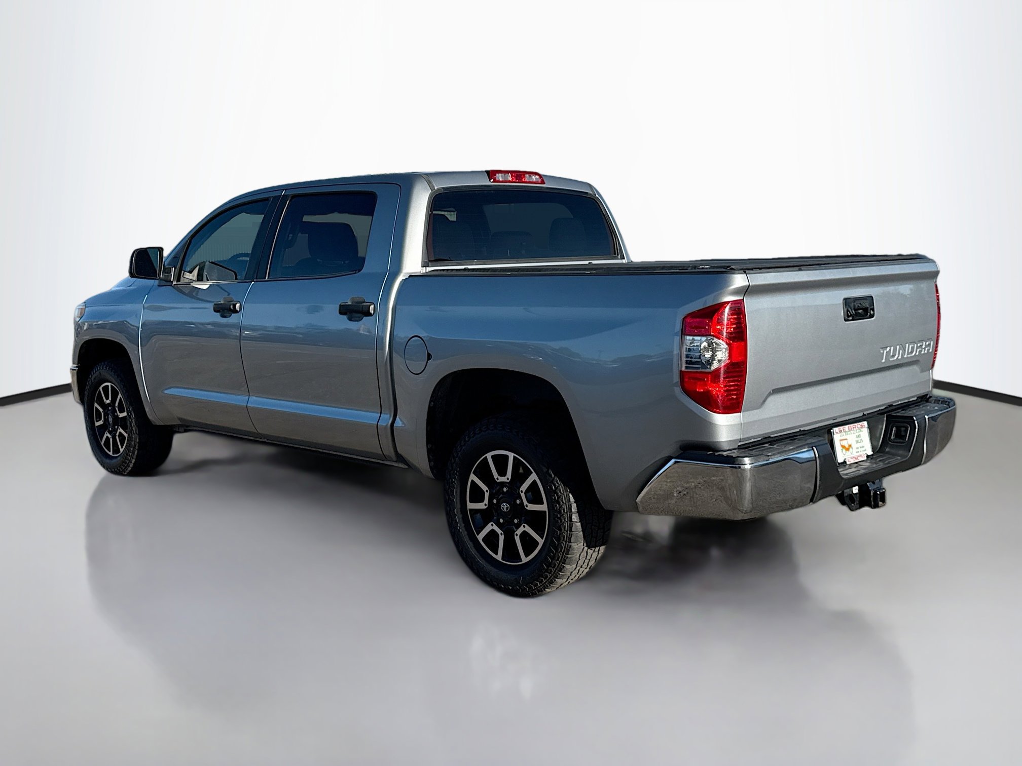 2014 Toyota Tundra SR5 photo 4