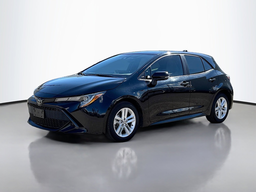 Used 2020 Toyota Corolla Hatchback SE Hatchback