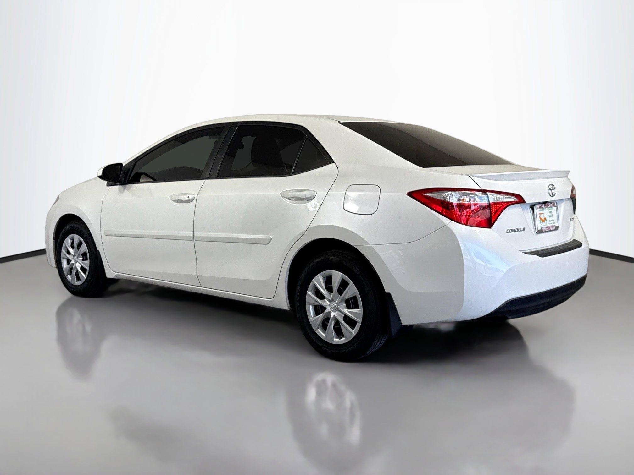 2014 Toyota Corolla LE Eco photo 3