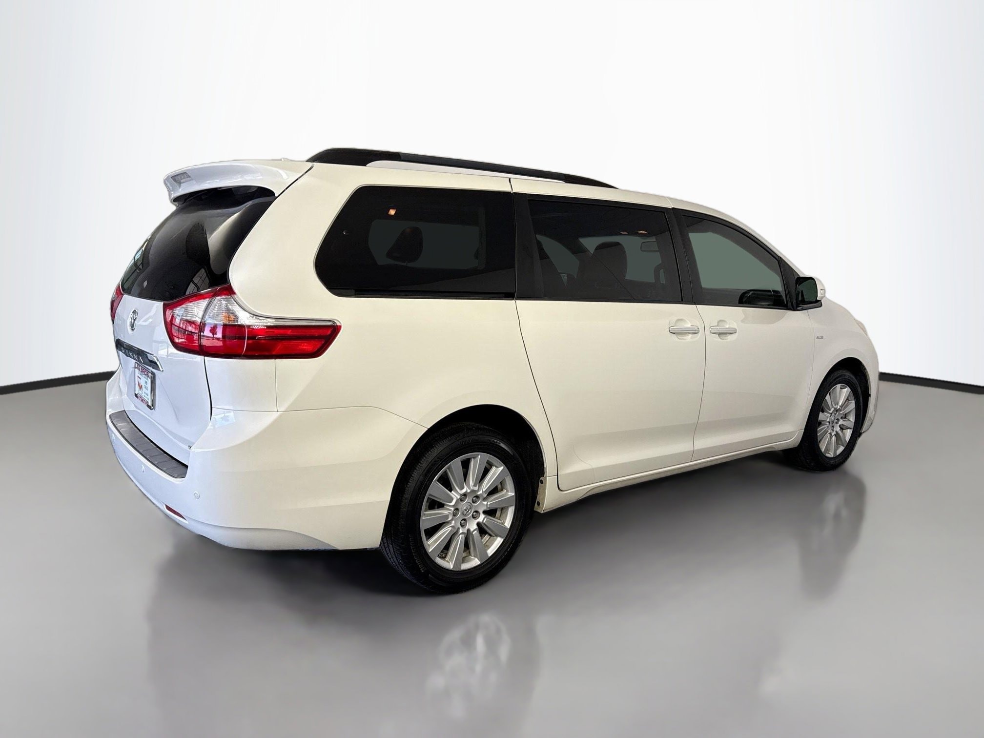 2017 Toyota Sienna Limited - Photo 27