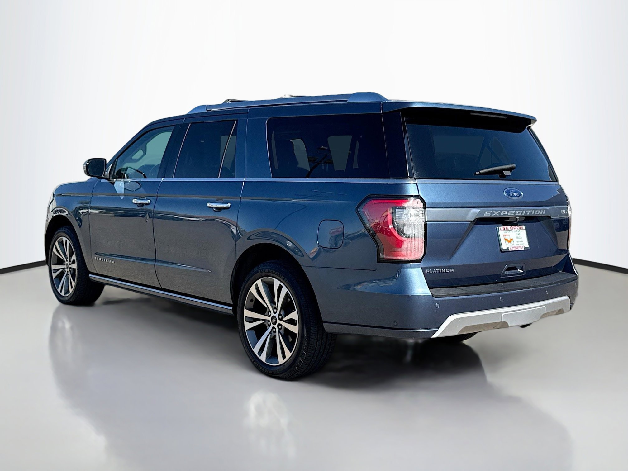2020 Ford Expedition MAX Platinum photo 4