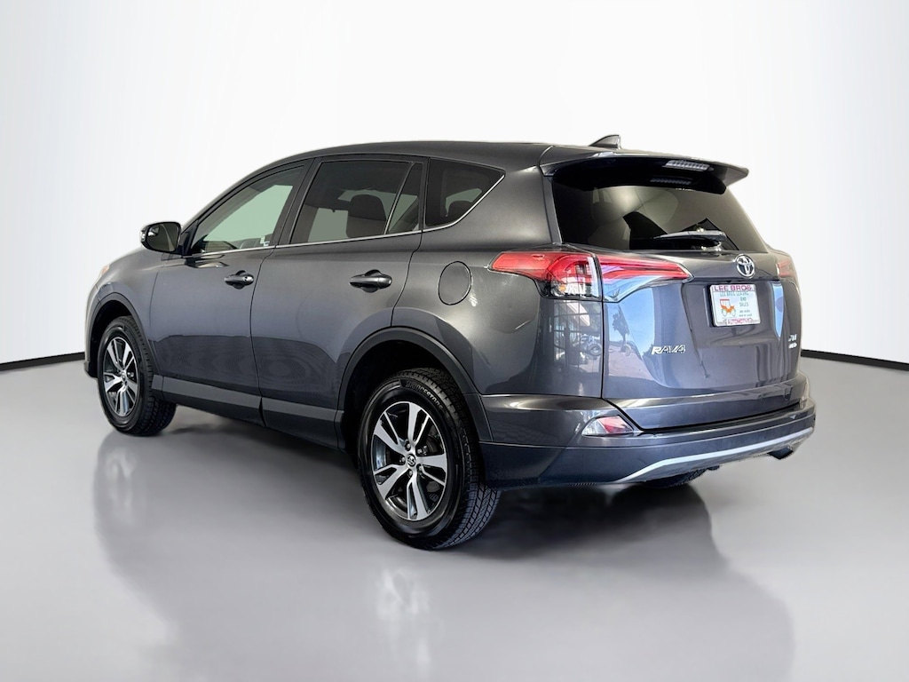 Used 2018 Toyota RAV4 XLE SUV