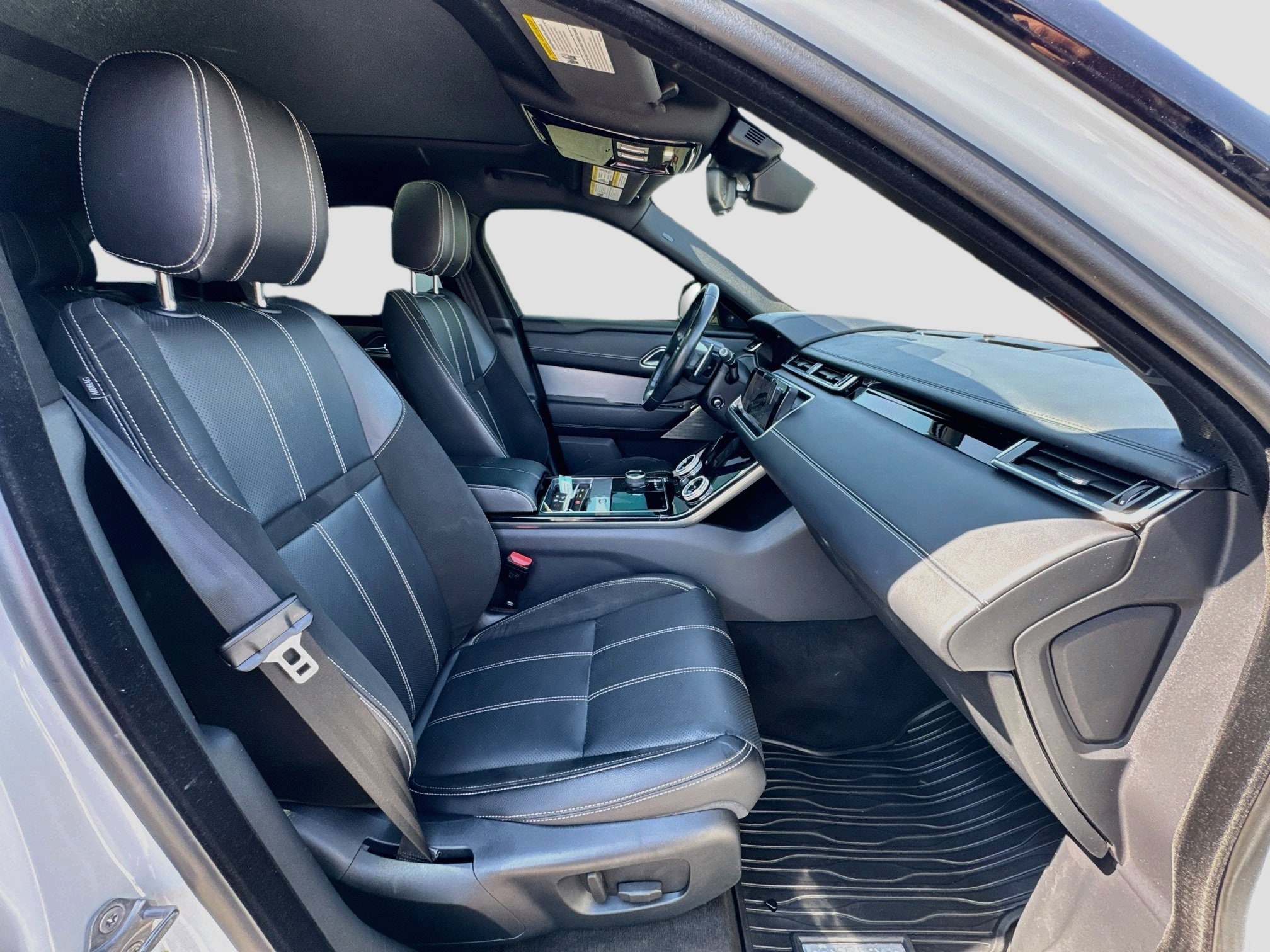 2018 Land Rover Range Rover Velar SE - Photo 21