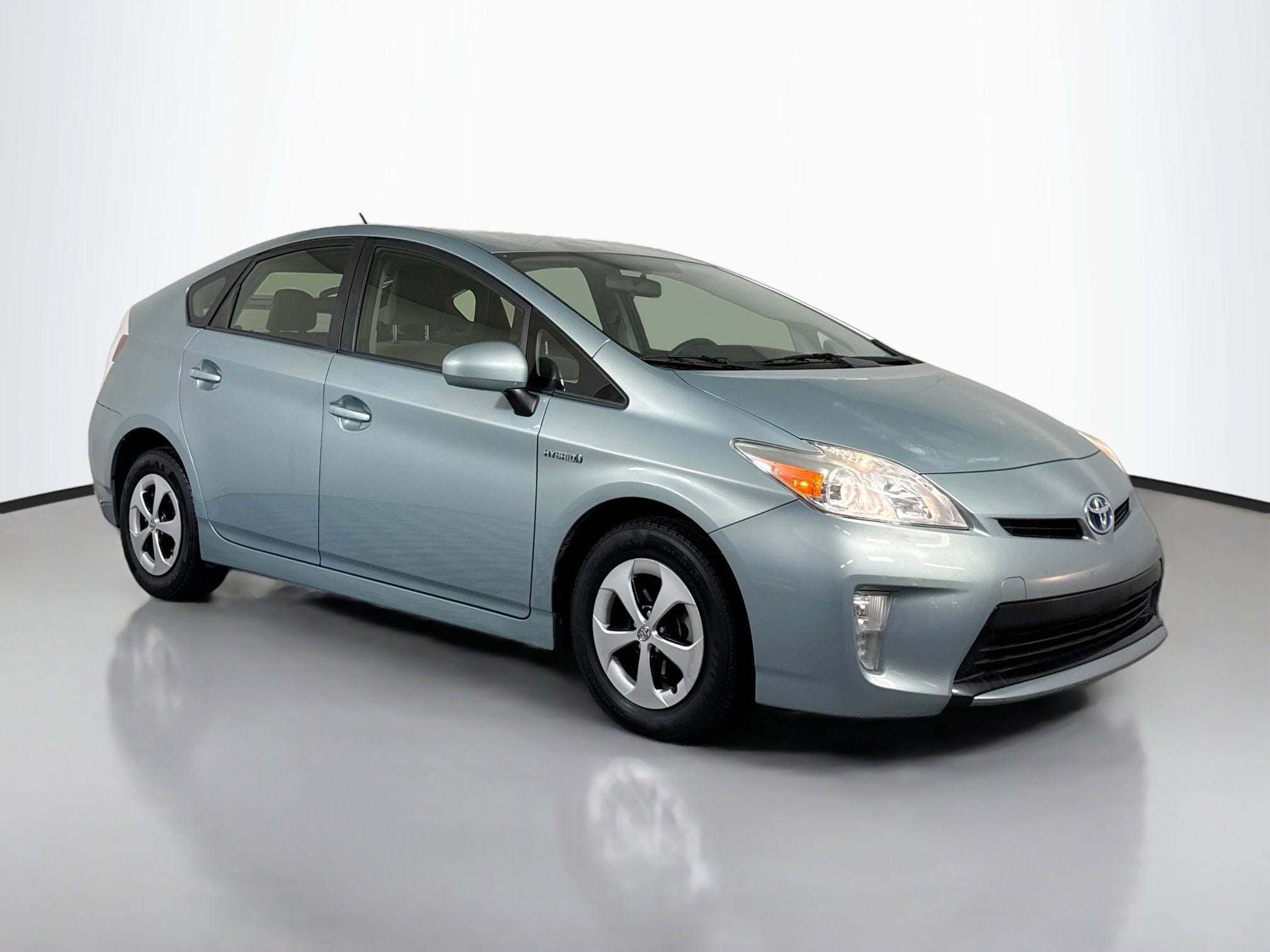 2015 Toyota Prius Hatchback  2015 Toyota Prius Hatchback
