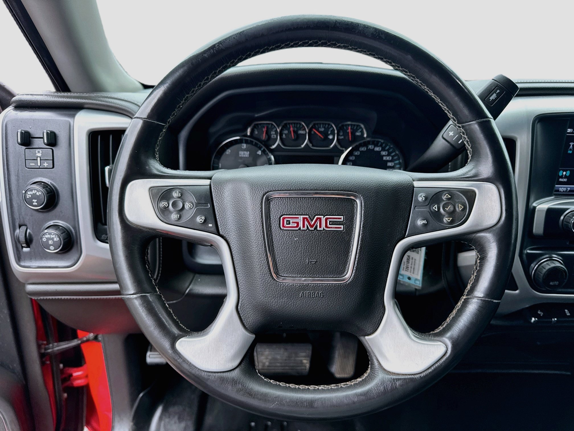 2018 GMC Sierra 1500 SLT - Photo 11