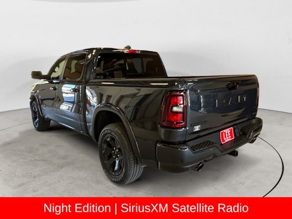 New 2026 Ram 1500 BIG HORN CREW CAB 4X4 5'7 BOX Pickup