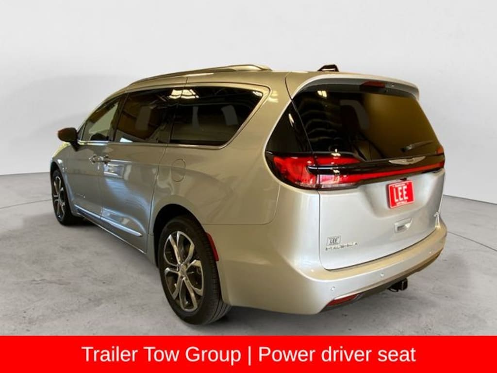 New 2026 Chrysler Pacifica PINNACLE AWD Passenger Van