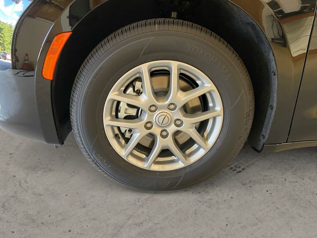 2026 Chrysler Voyager LX - Photo 15