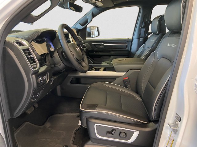 2026 RAM 1500 Laramie - Photo 9