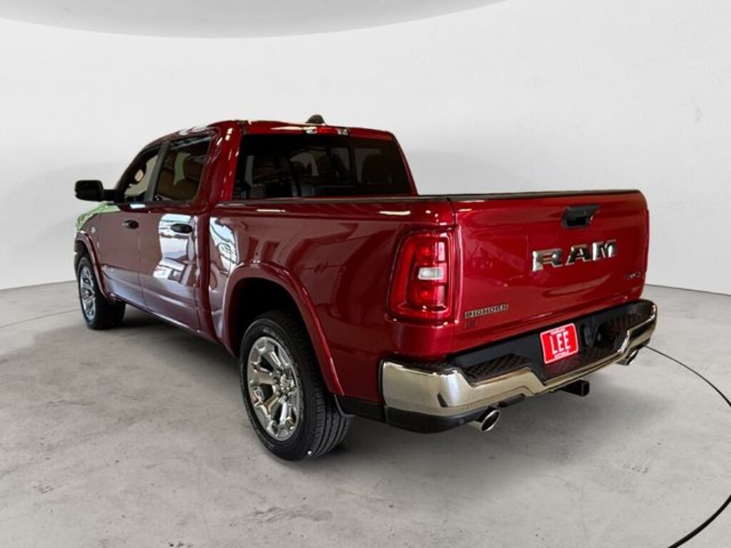 New 2026 Ram 1500 BIG HORN CREW CAB 4X4 5'7 BOX Pickup
