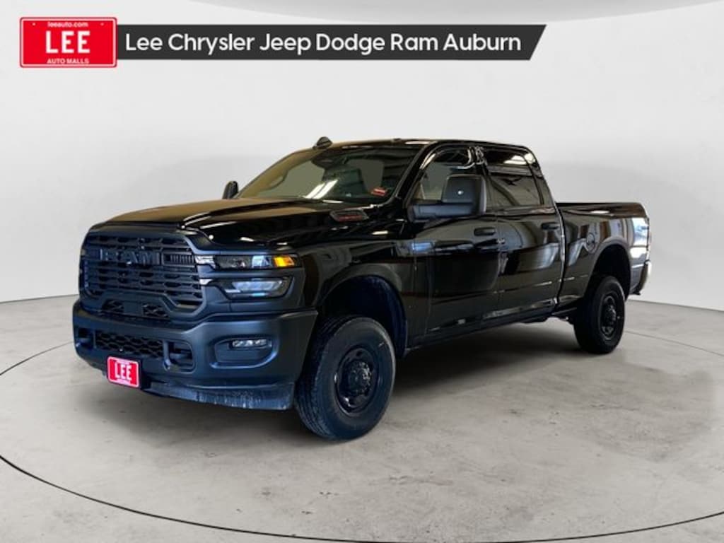 New 2026 Ram 2500 TRADESMAN CREW CAB 4X4 6'4 BOX Pickup