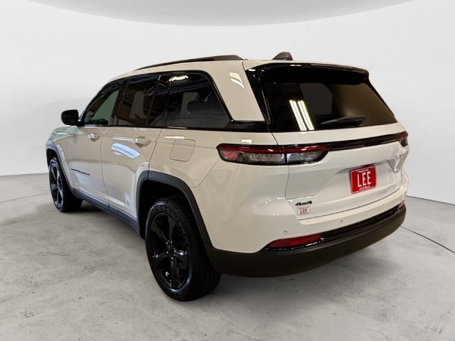 Used 2023 Jeep Grand Cherokee Altitude X SUV