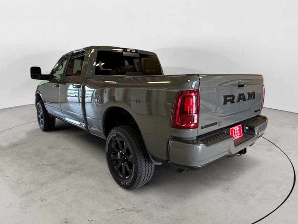 New 2026 Ram 2500 LARAMIE CREW CAB 4X4 6'4 BOX Pickup