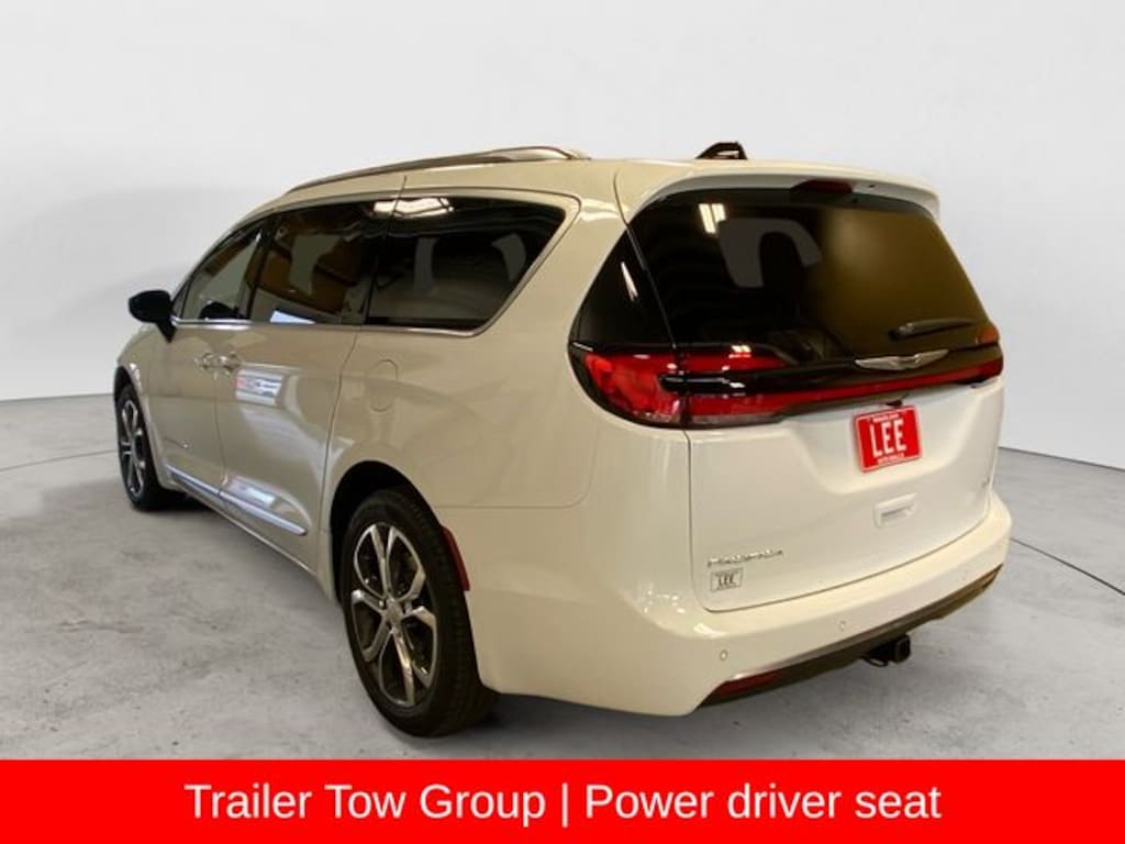 New 2026 Chrysler Pacifica PINNACLE AWD Passenger Van
