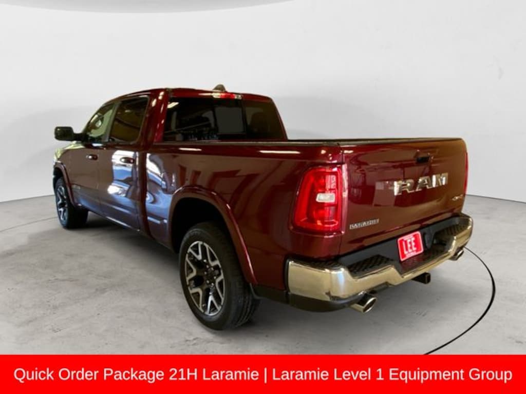 New 2026 Ram 1500 LARAMIE CREW CAB 4X4 6'4 BOX Pickup