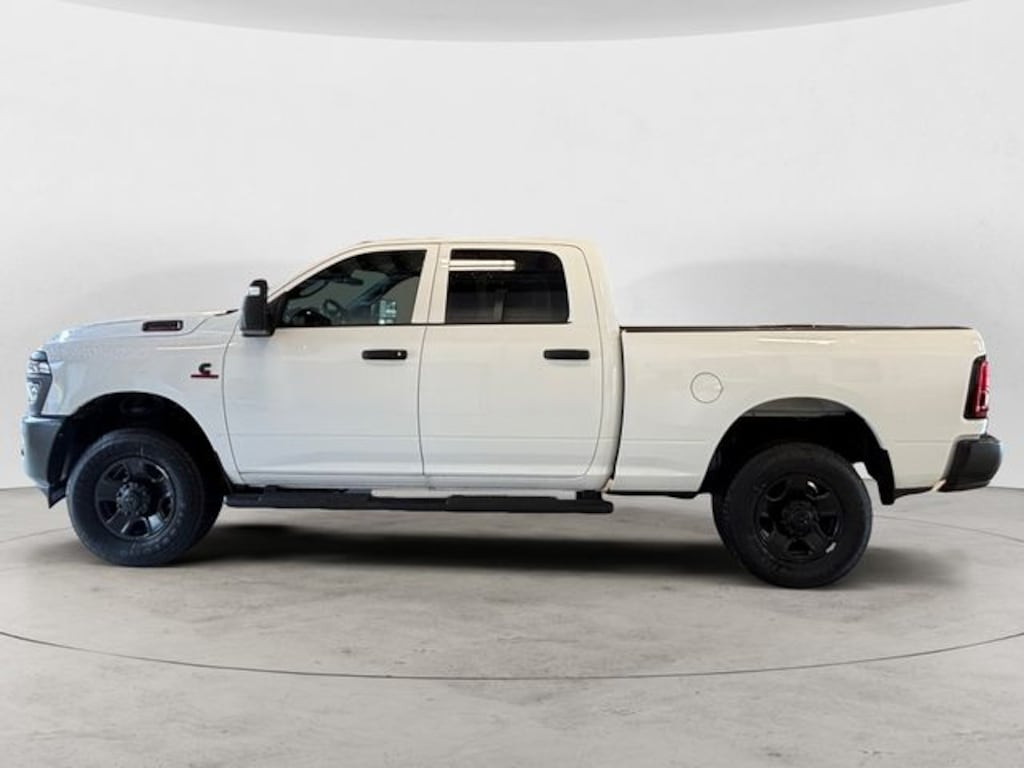New 2026 Ram 3500 TRADESMAN CREW CAB 4X4 6'4 BOX Pickup