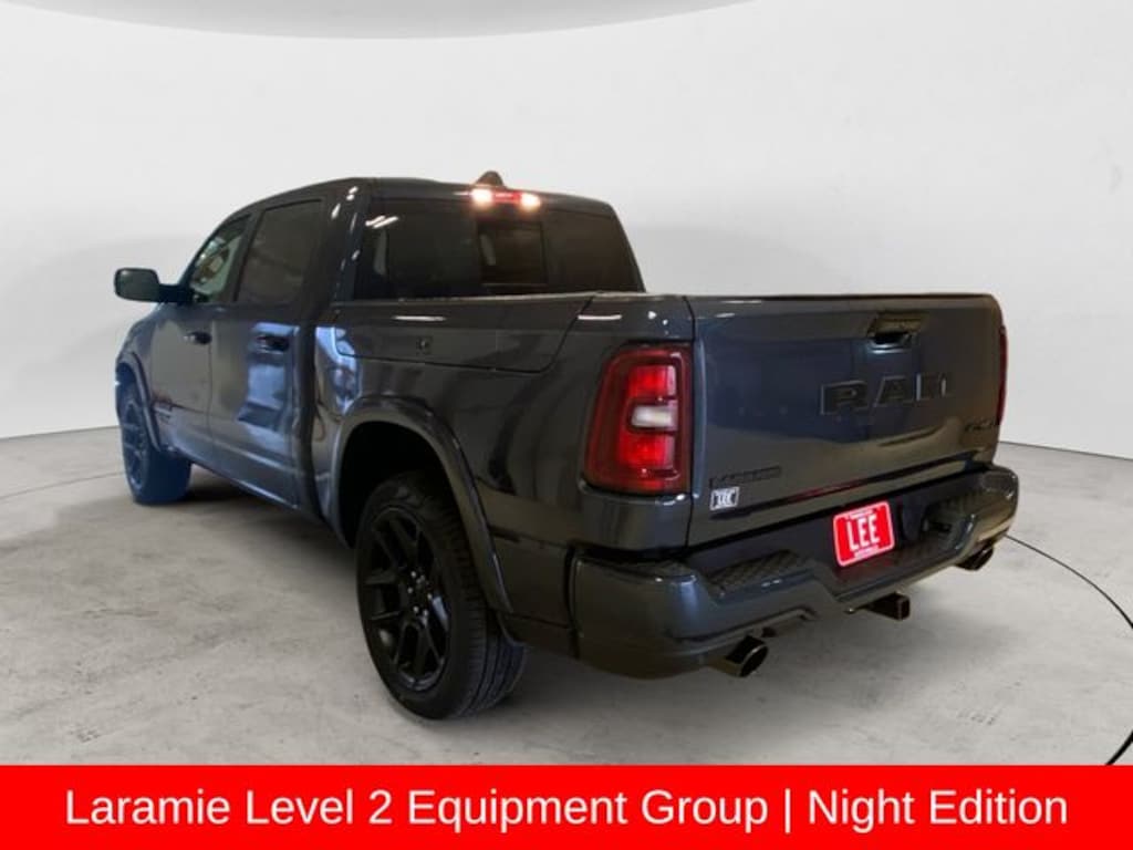 New 2026 Ram 1500 LARAMIE CREW CAB 4X4 5'7 BOX Pickup