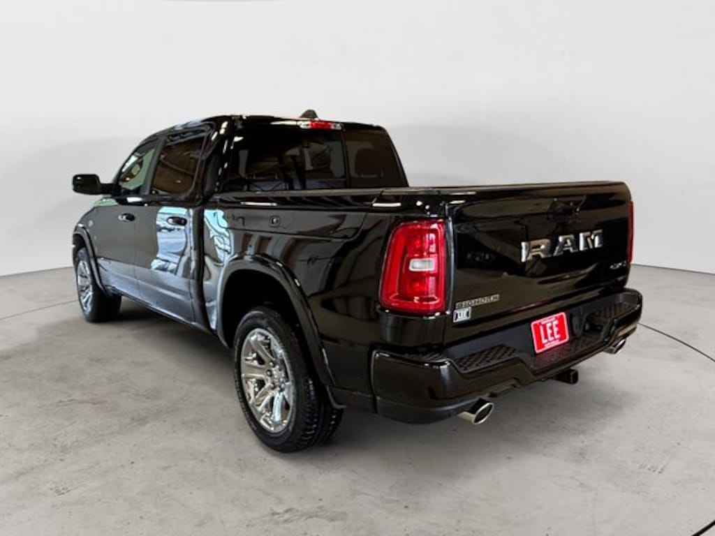 New 2026 Ram 1500 BIG HORN CREW CAB 4X4 5'7 BOX Pickup