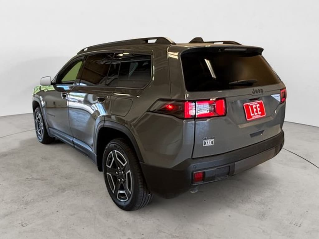 New 2026 Jeep Cherokee LAREDO 4X4 Sport Utility