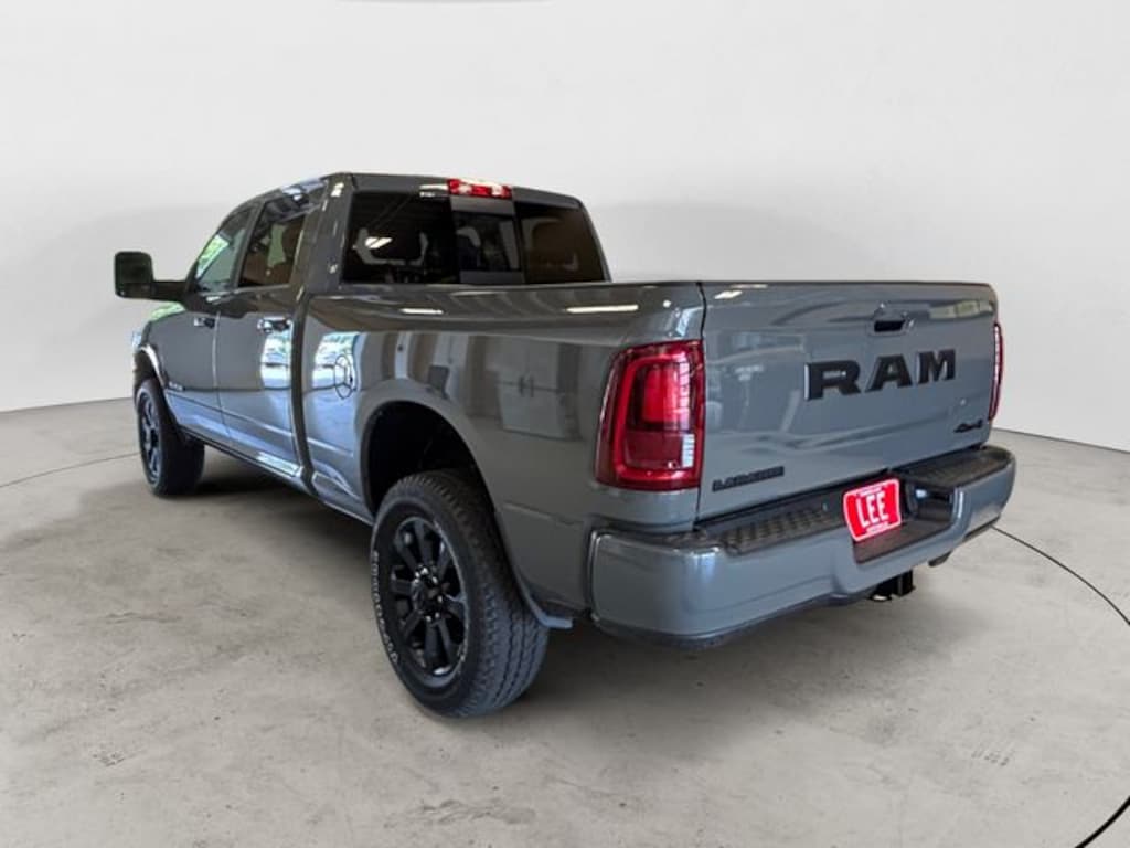 New 2026 Ram 2500 LARAMIE CREW CAB 4X4 6'4 BOX Pickup
