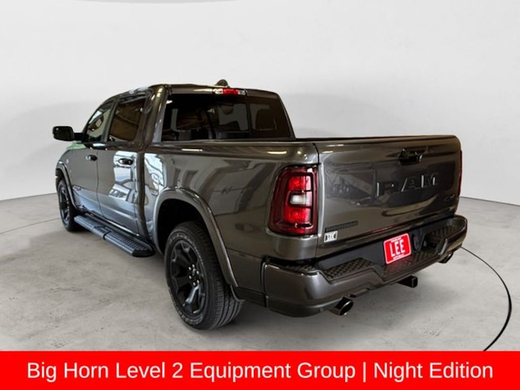 New 2026 Ram 1500 BIG HORN CREW CAB 4X4 5'7 BOX Pickup