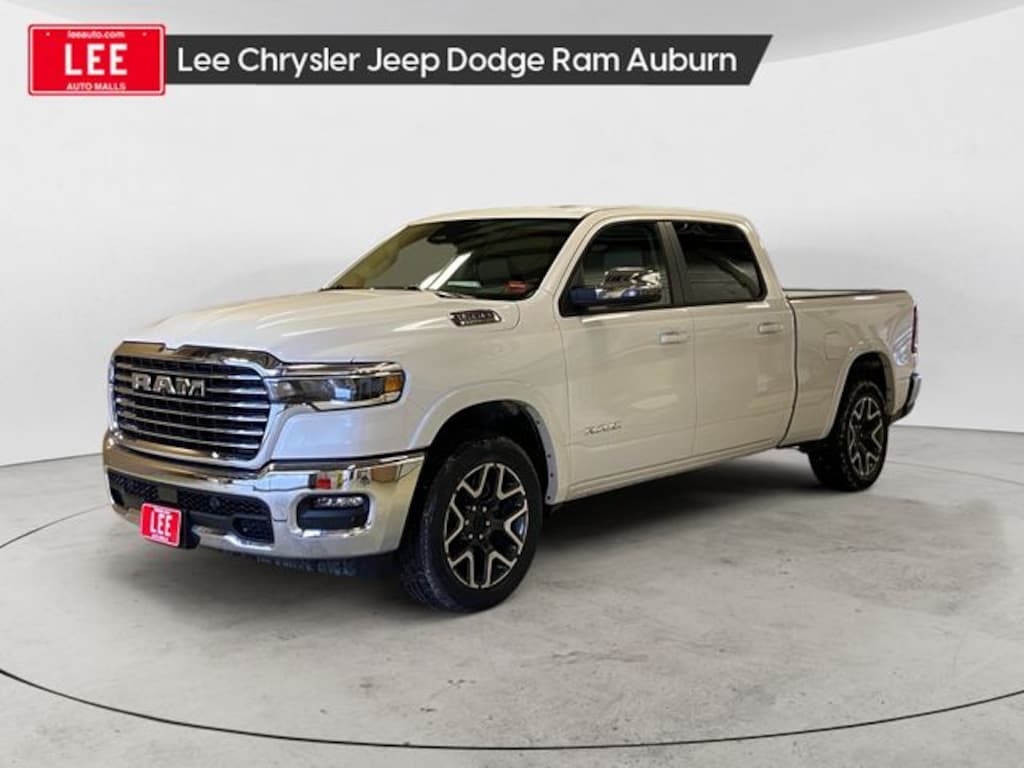 New 2026 Ram 1500 LARAMIE CREW CAB 4X4 6'4 BOX Pickup