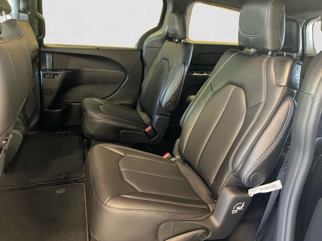 2026 Chrysler Voyager LX - Photo 14