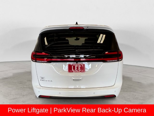 New 2027 Chrysler Pacifica SELECT Passenger Van