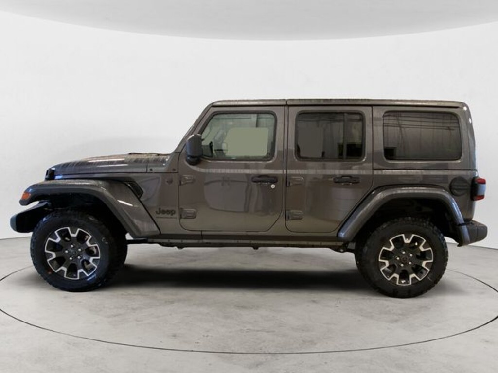 New 2025 Jeep Wrangler 4-DOOR SAHARA Sport Utility