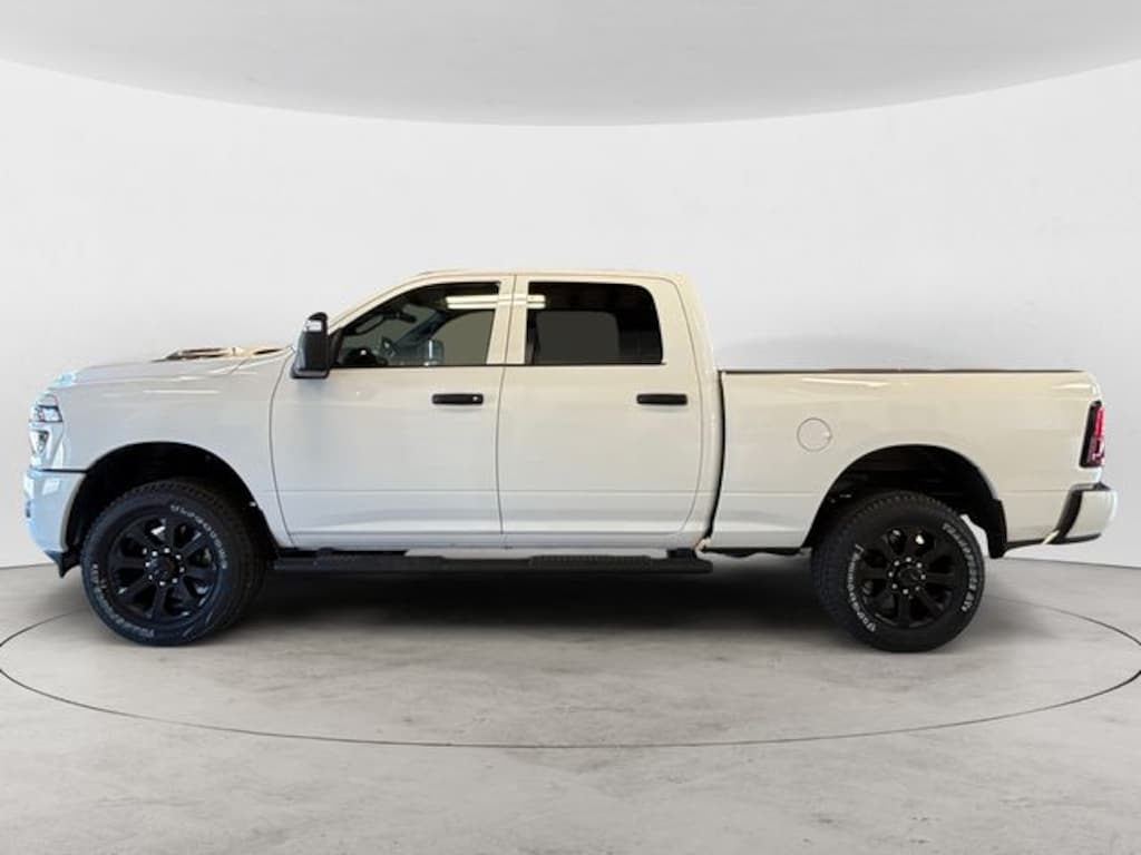 New 2026 Ram 2500 BLACK EXPRESS CREW CAB 4X4 6'4 BOX Pickup
