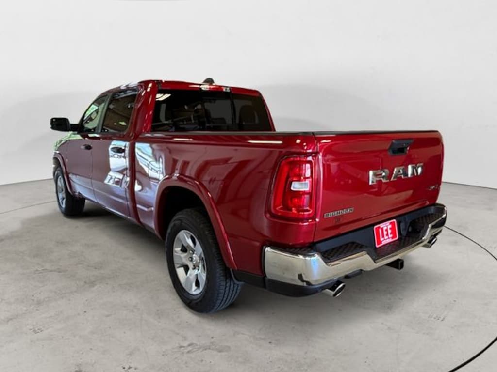 New 2026 Ram 1500 BIG HORN CREW CAB 4X4 6'4 BOX Pickup