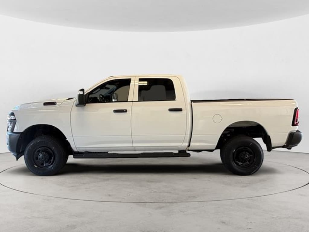 New 2026 Ram 2500 TRADESMAN CREW CAB 4X4 6'4 BOX Pickup