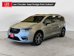 2026 Chrysler Pacifica PINNACLE AWD Passenger Van