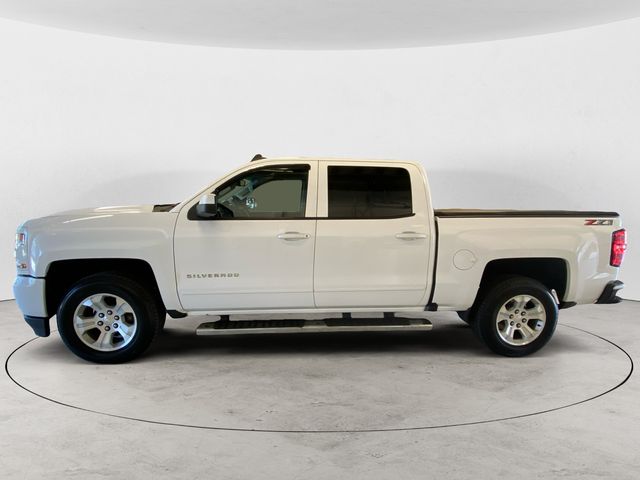 Used 2018 Chevrolet Silverado 1500 LT with VIN 3GCUKREC1JG647572 for sale in Auburn, ME