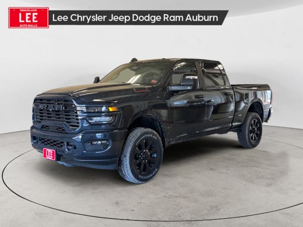 New 2026 Ram 2500 BIG HORN CREW CAB 4X4 6'4 BOX Pickup