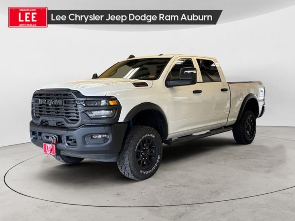 New 2026 Ram 2500 TRADESMAN CREW CAB 4X4 6'4 BOX Pickup