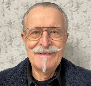 Staff member Henry Platek from ID_0c5299cd0ffb