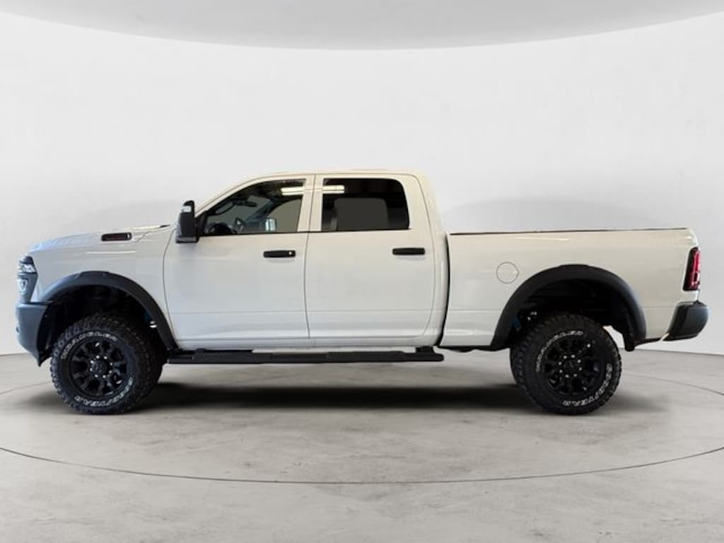 New 2026 Ram 2500 TRADESMAN CREW CAB 4X4 6'4 BOX Pickup