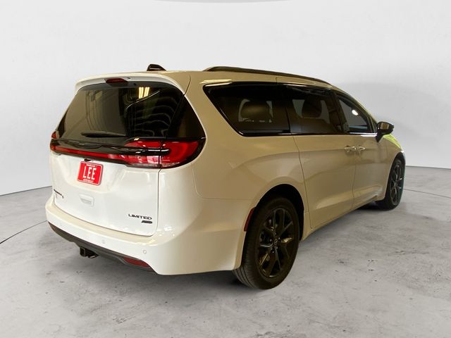 2026 Chrysler Pacifica Limited - Photo 6