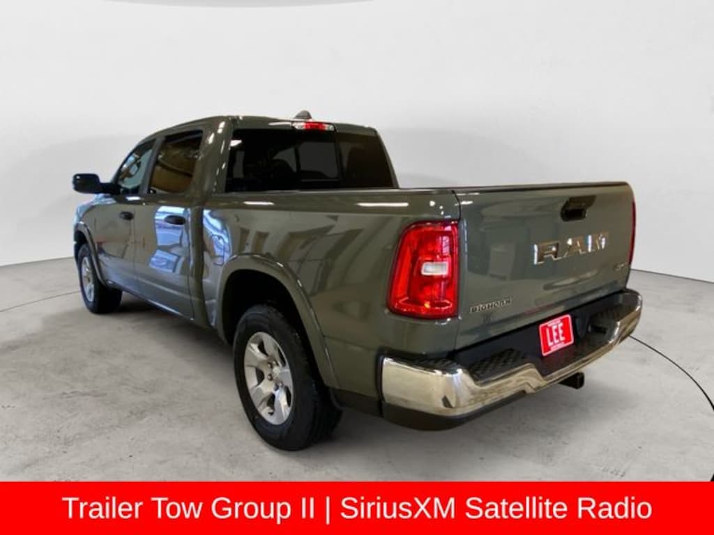 New 2026 Ram 1500 BIG HORN CREW CAB 4X4 5'7 BOX Pickup