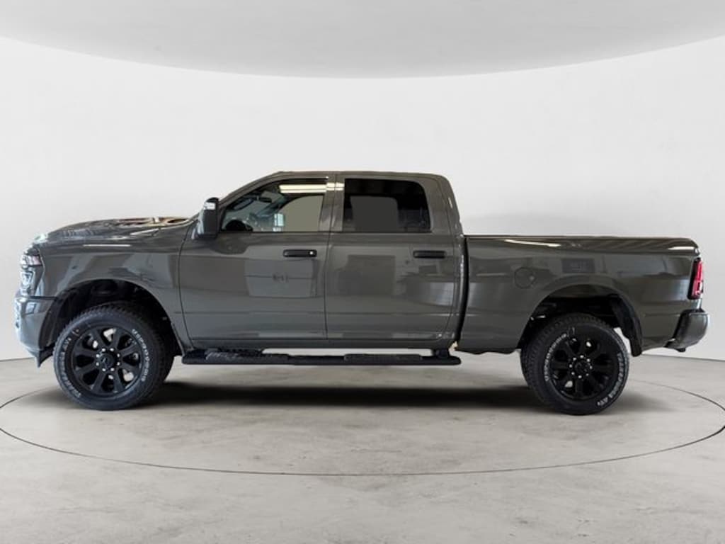 New 2026 Ram 2500 BLACK EXPRESS CREW CAB 4X4 6'4 BOX Pickup