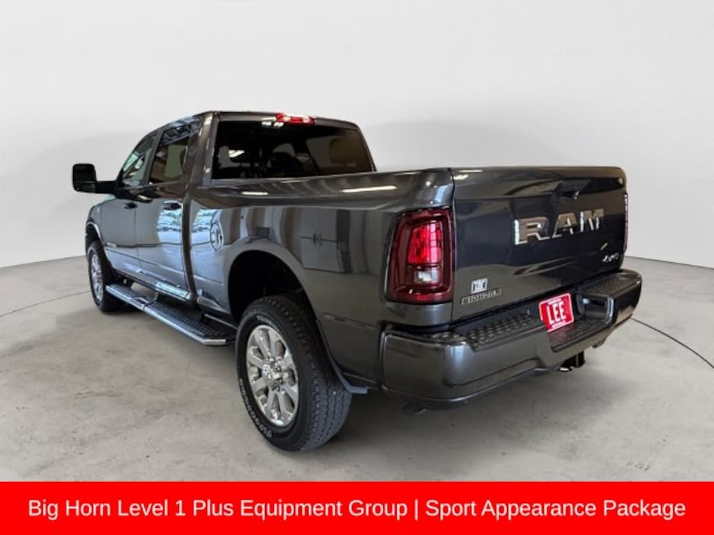 New 2027 Ram 2500 BIG HORN CREW CAB 4X4 6'4 BOX Pickup