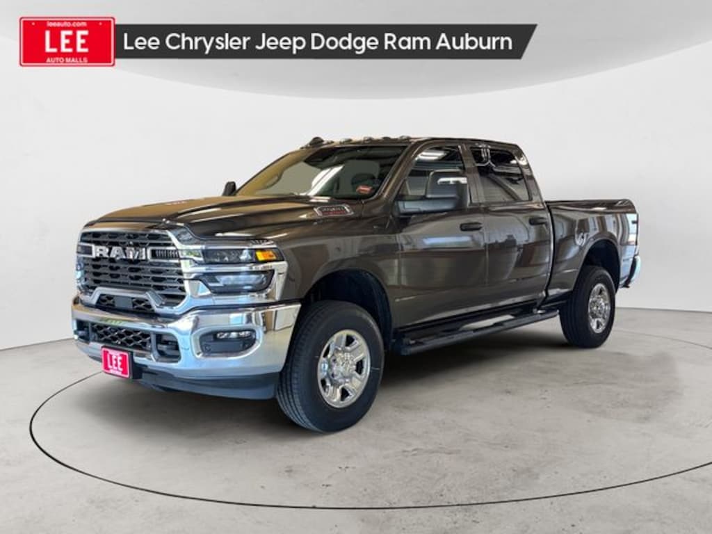 New 2026 Ram 2500 TRADESMAN CREW CAB 4X4 6'4 BOX Pickup