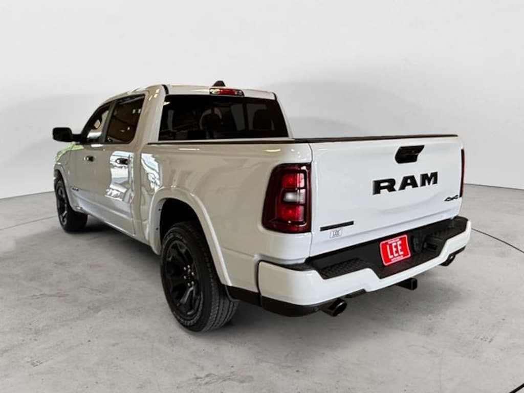 New 2026 Ram 1500 BIG HORN CREW CAB 4X4 5'7 BOX Pickup