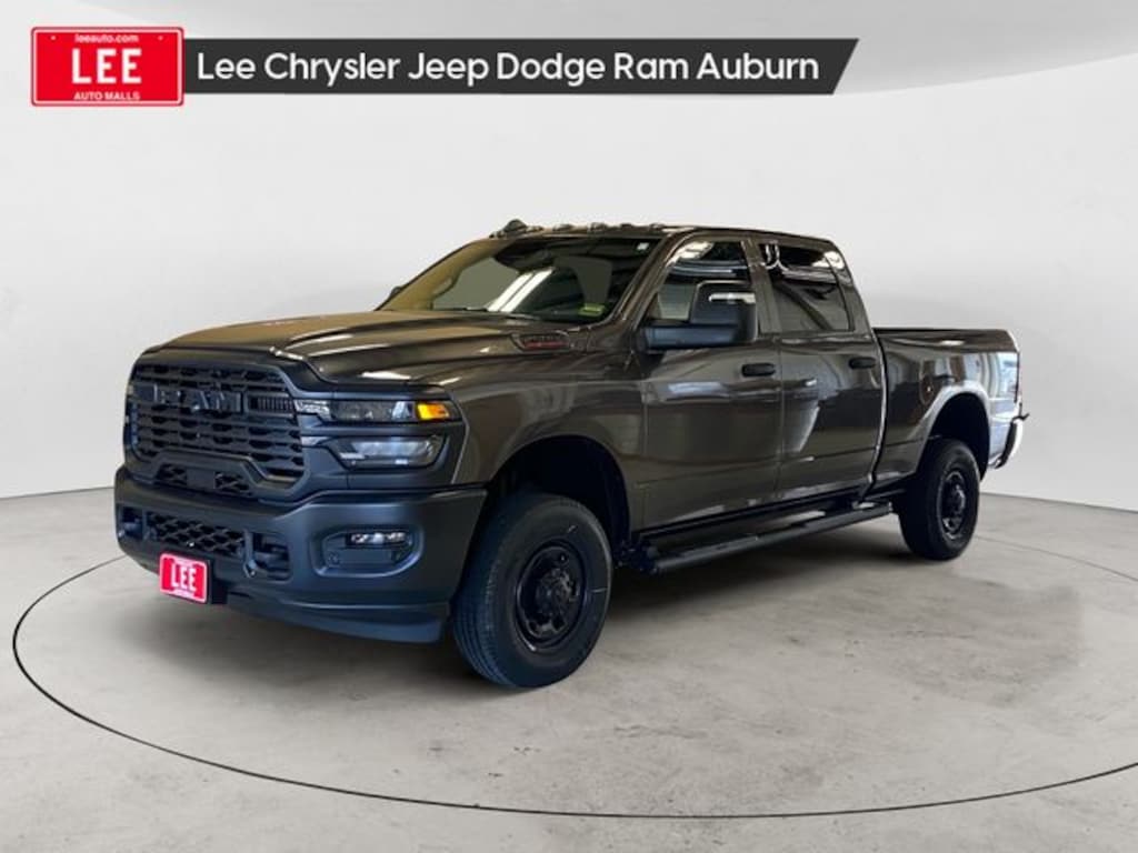 New 2026 Ram 2500 TRADESMAN CREW CAB 4X4 6'4 BOX Pickup