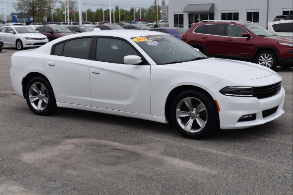 Certified 2016 Dodge Charger SXT Sedan