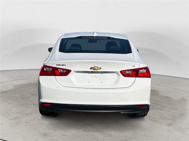 2018 Chevrolet Malibu 1LT photo 4