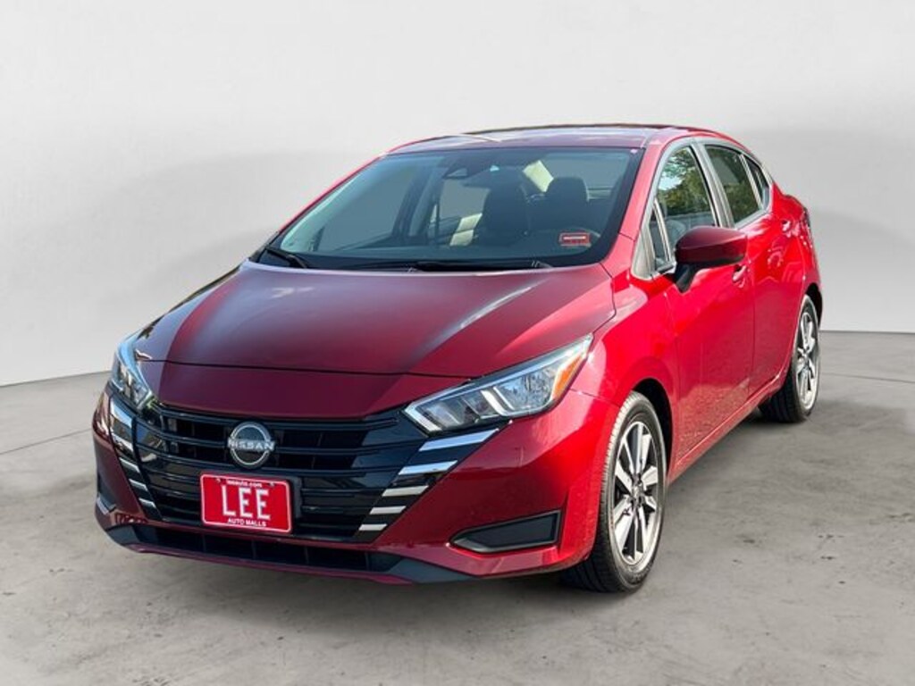 Used 2024 Nissan Versa 1.6 SV Sedan