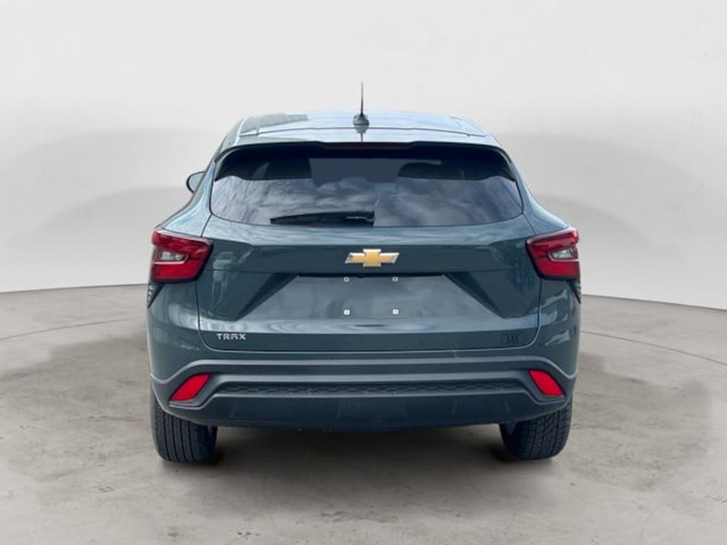 Used 2025 Chevrolet Trax LS SUV
